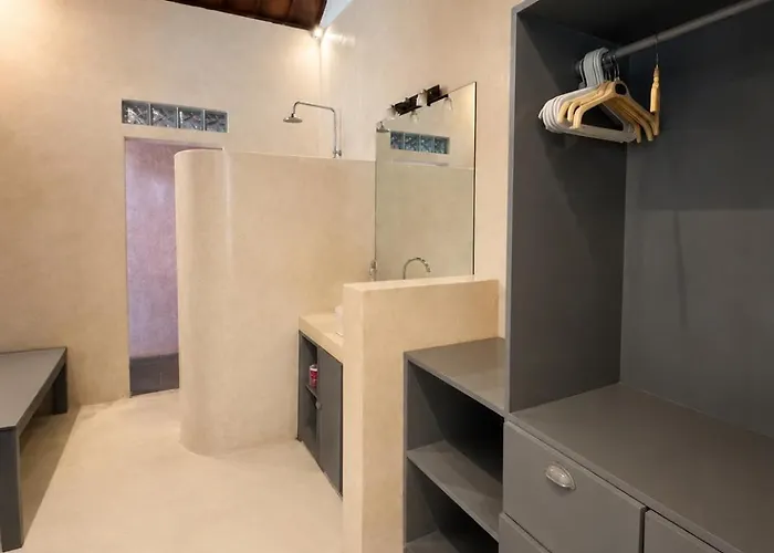 Beautiful 1br Villa, Center * スミニャック